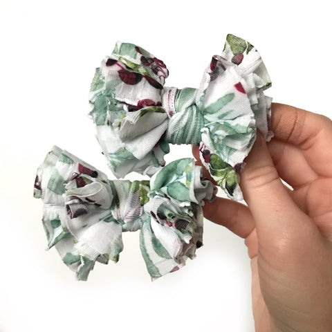 Mistletoe Scrappies (set of two, 3” clip-in bows)